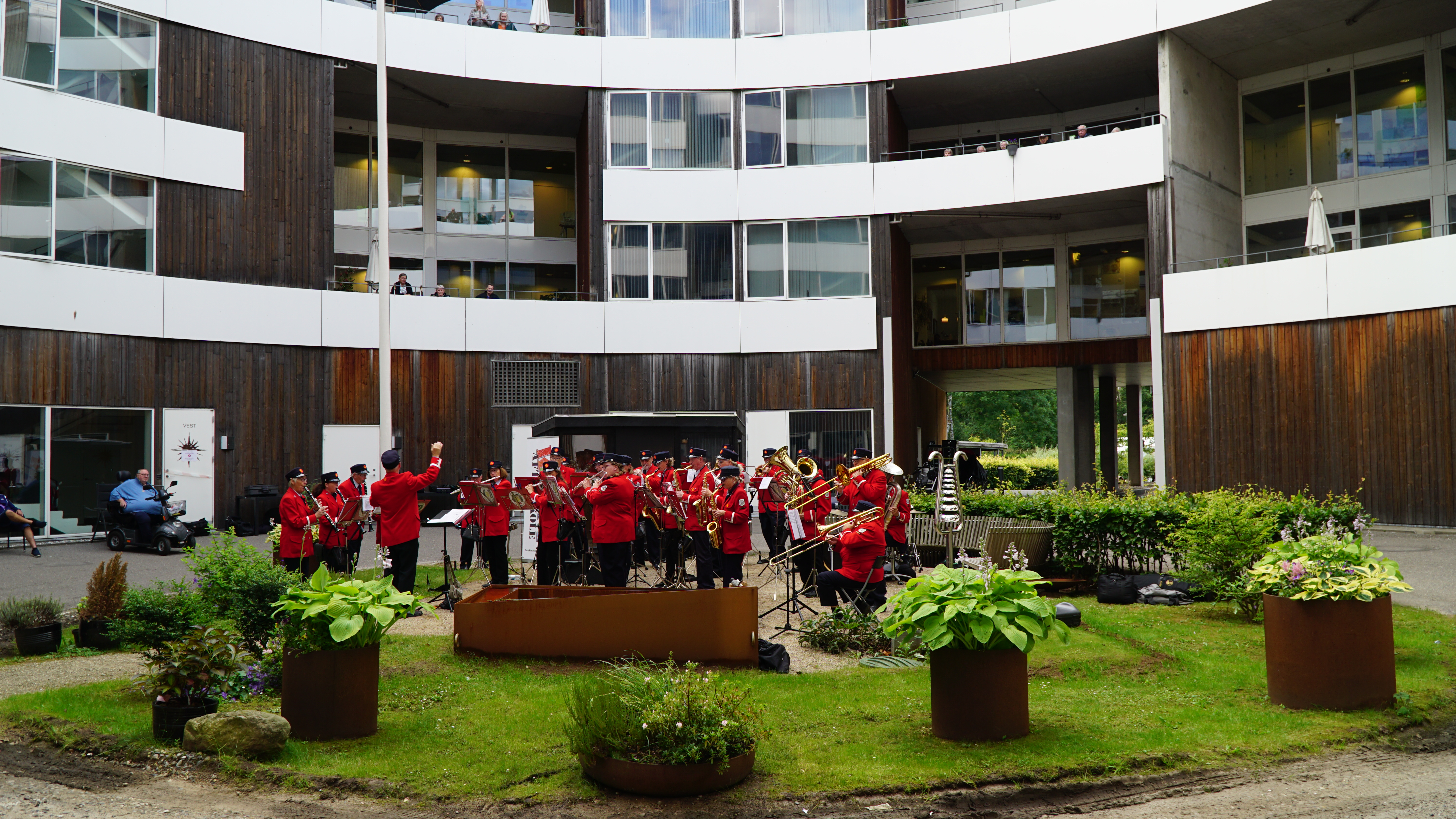 Stort plejehjem søger ny leder