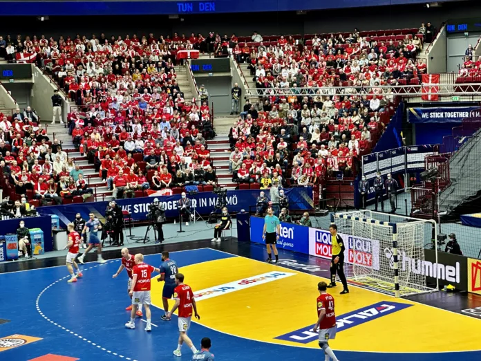 01140603-874B-4BF2-8701-3F95ACCA314F