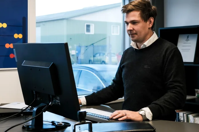 Jonathan Smetana CJ A:S landscape