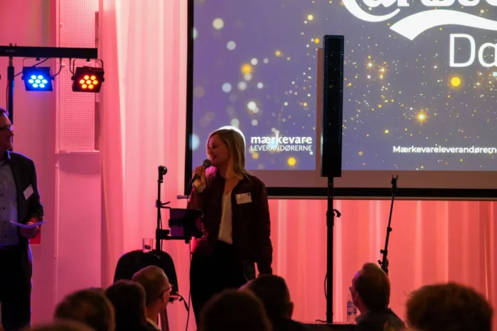 33ED5EA4-3223-4D6E-9C08-20E9D62A2A2B