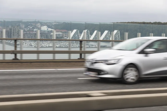 Natligt arbejde på Vejlefjordbroen