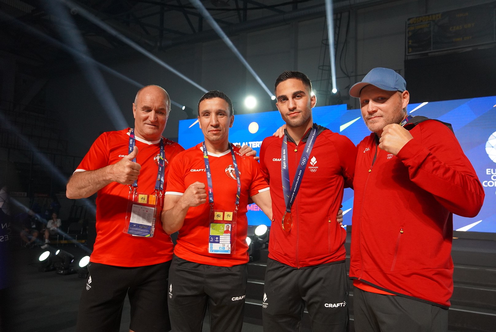 1e00d9bb-32ee-4f64-beb8-69400b1b07a2