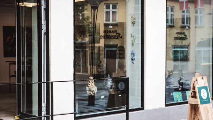 23.08.15 Galleri 15B Annette Balsgaard, Benedikte Marie og Finn Roy 7