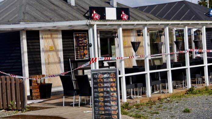 23.08.16 Brand Høll00002