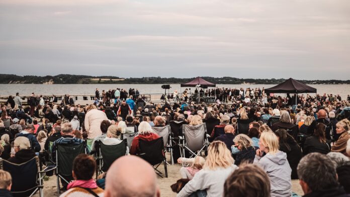23.08.17 Alberte Winding Cirkelbroen Østerstrand