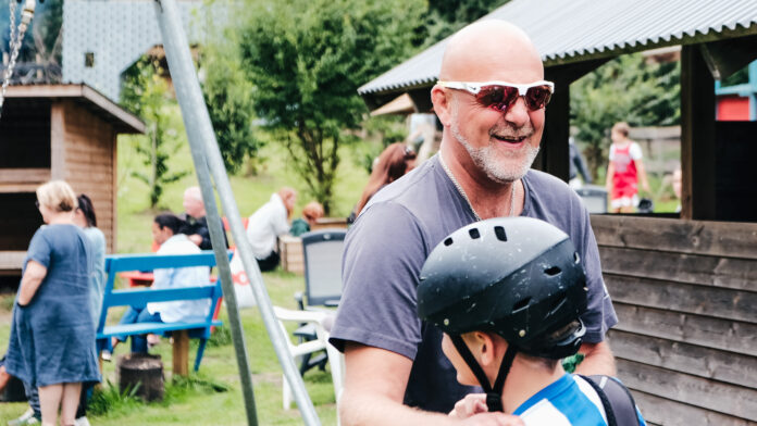 23.08.30 Byggeren legeplads børn8