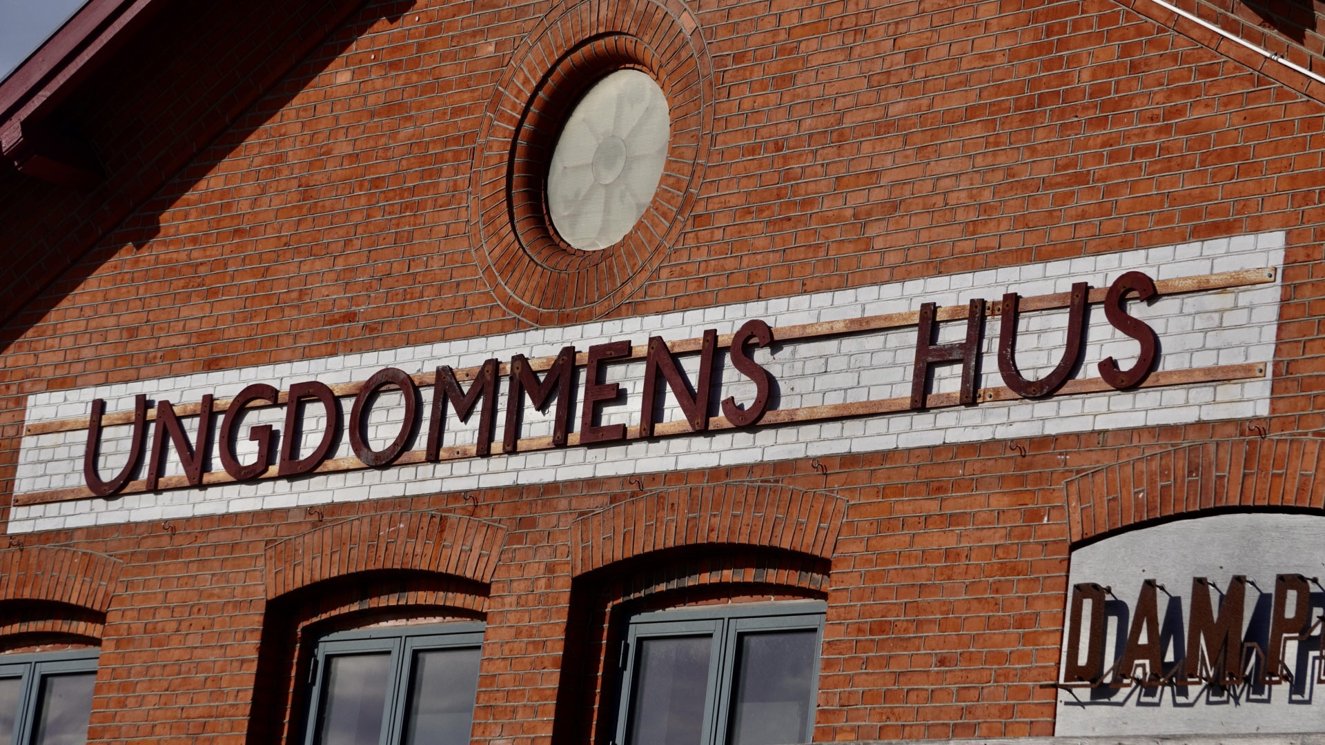 Ungdommens Hus åbnes for 13-årige: Venstre vil sikre bedre overgang for unge Ungdommens Hus åbnes for 13-årige: Venstre vil sikre bedre overgang for unge