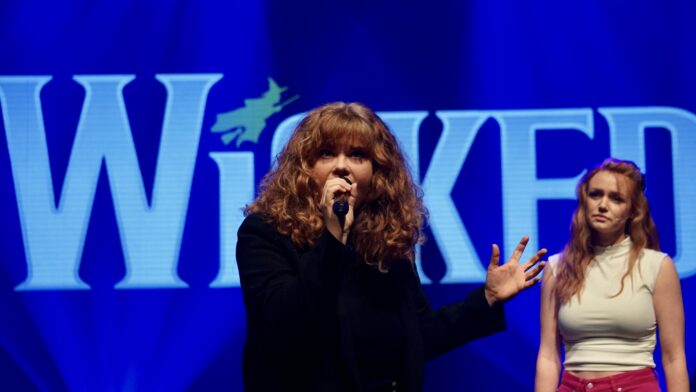 AVISEN 2023.11.08 WICKED Fredericia Musicalteater00003