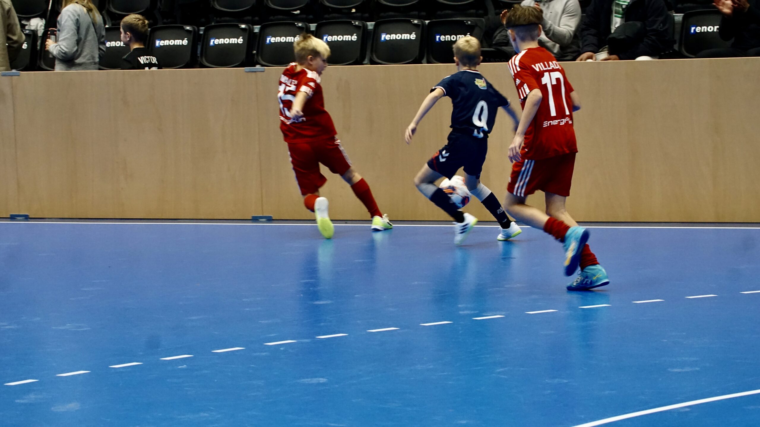 144 børnehold samles til stort indendørs fodboldstævne i Fredericia