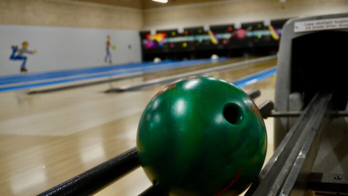 AVISEN 2023.12.28 Fredericia Idrætscenter bowling00004