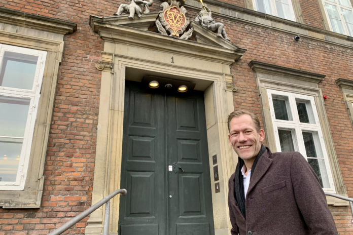 c056d309-de07-4ba6-8a08-0b7a550603bf-w_960