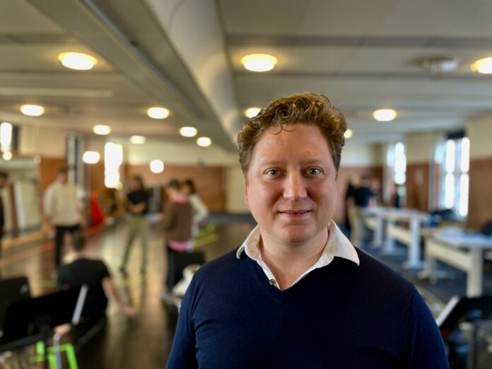 AVISEN 2024.01.08 Avenue Q 00003