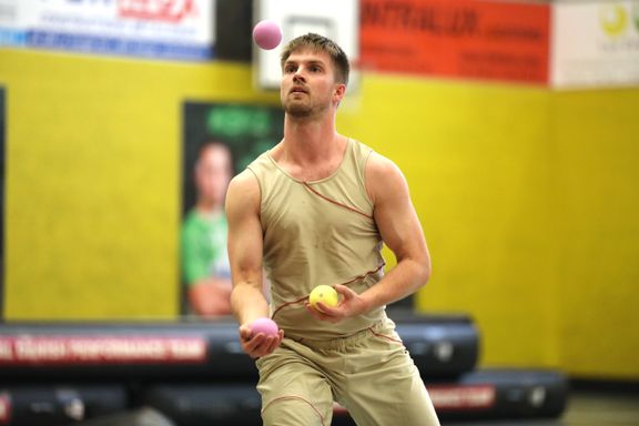 bc654564-7e98-4198-aca8-bcd3bed02b3b-w_576_h_2000