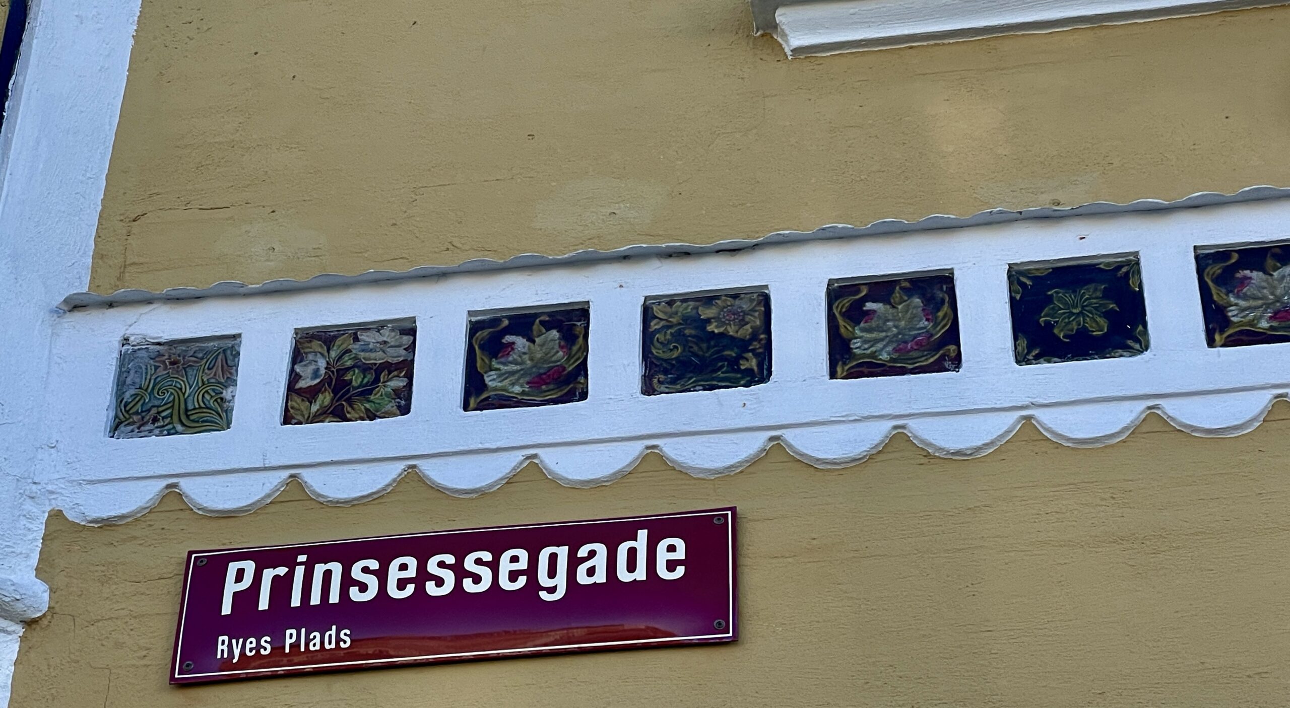 Mand i 30’erne sigtet for vold ved natklub i Fredericia