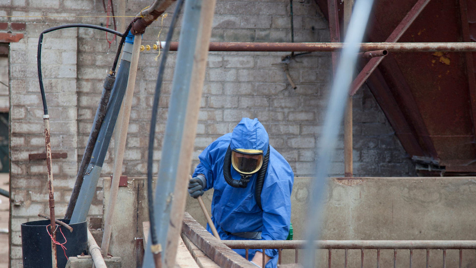 Asbestregler får byggebranchen til at løbe stærkt Asbestregler får byggebranchen til at løbe stærkt