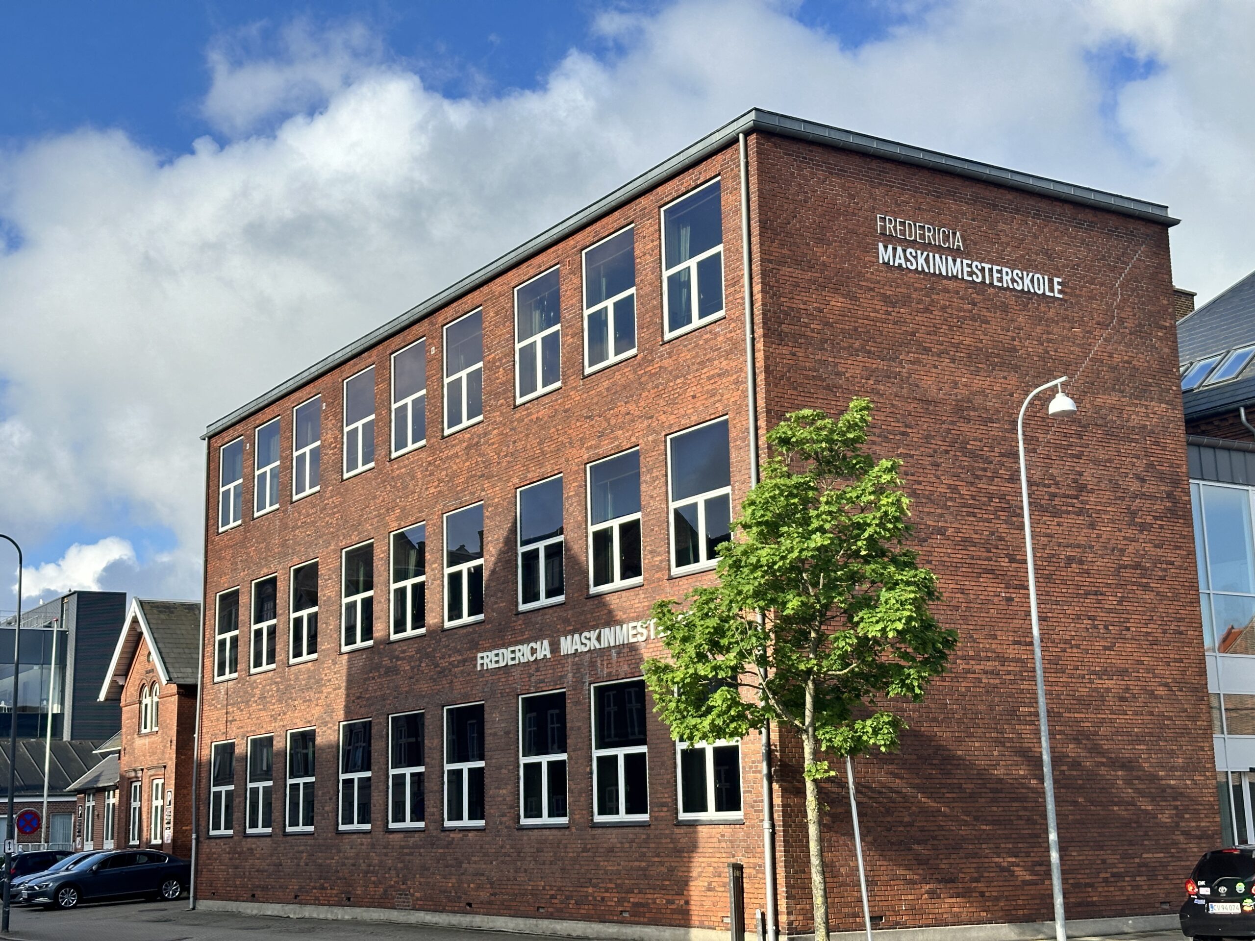 Fredericia Maskinmesterskole søger erfaren el-underviser Fredericia Maskinmesterskole søger erfaren el-underviser