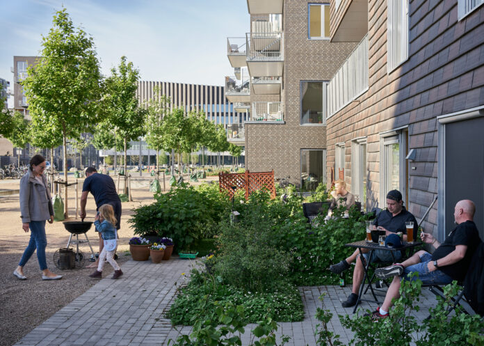 SKÆRES fra højre så øllerne kommer væk Royal Arena_DSC00756_E.Koefoed.jpg