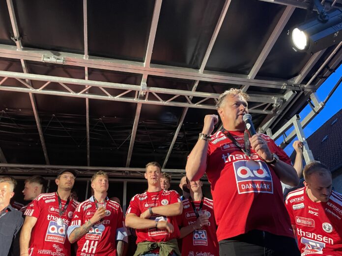 FHK hyldest J.B. Nielsens Plads 2024