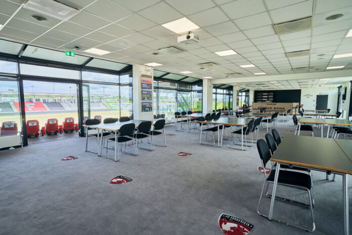 AVISEN AHA Lounge FC Fredericia