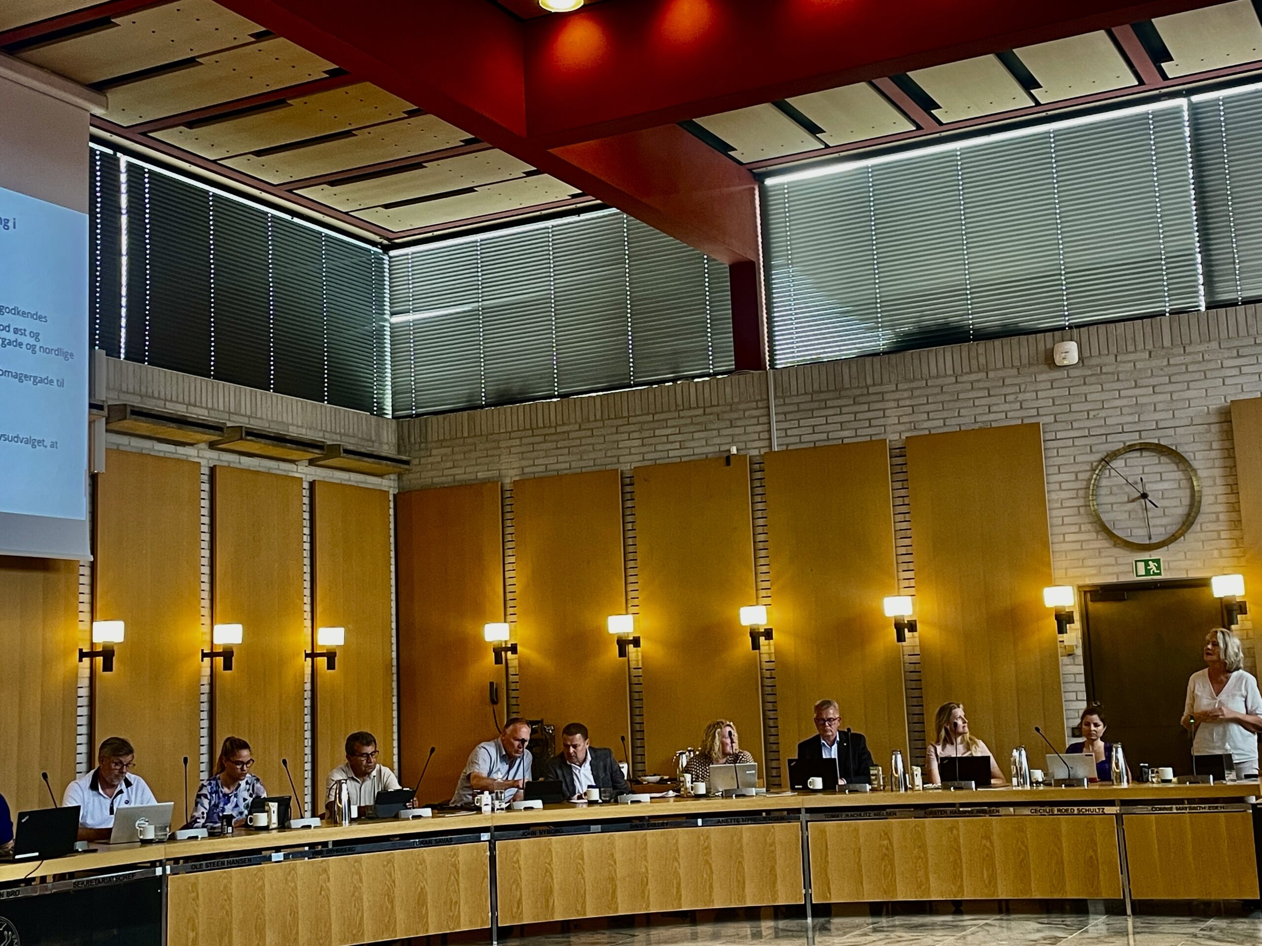 Populær S-profil tavs – partifæller forsvarer processen