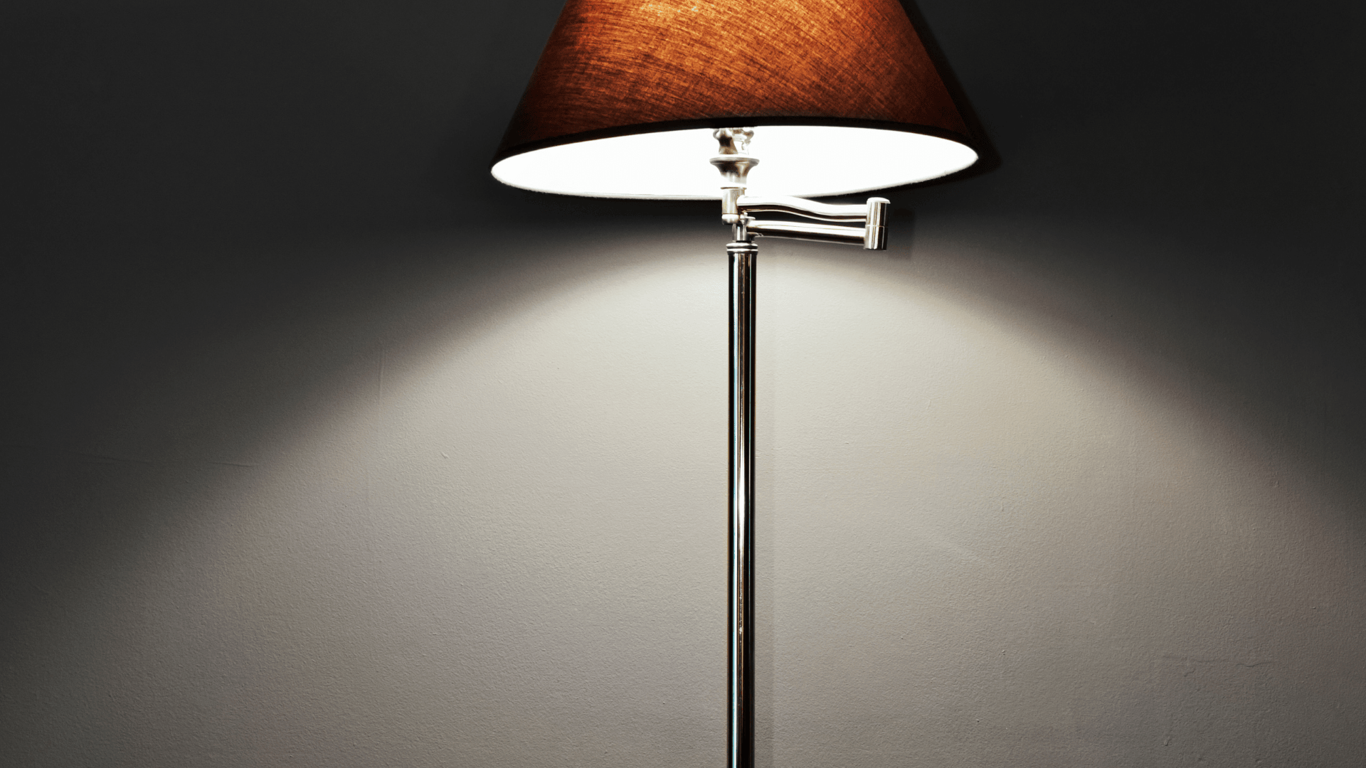 »Fræk morgen-tyv på spil i Middelfart: Brød ind gennem vindue« »Fræk morgen-tyv på spil i Middelfart: Brød ind gennem vindue«