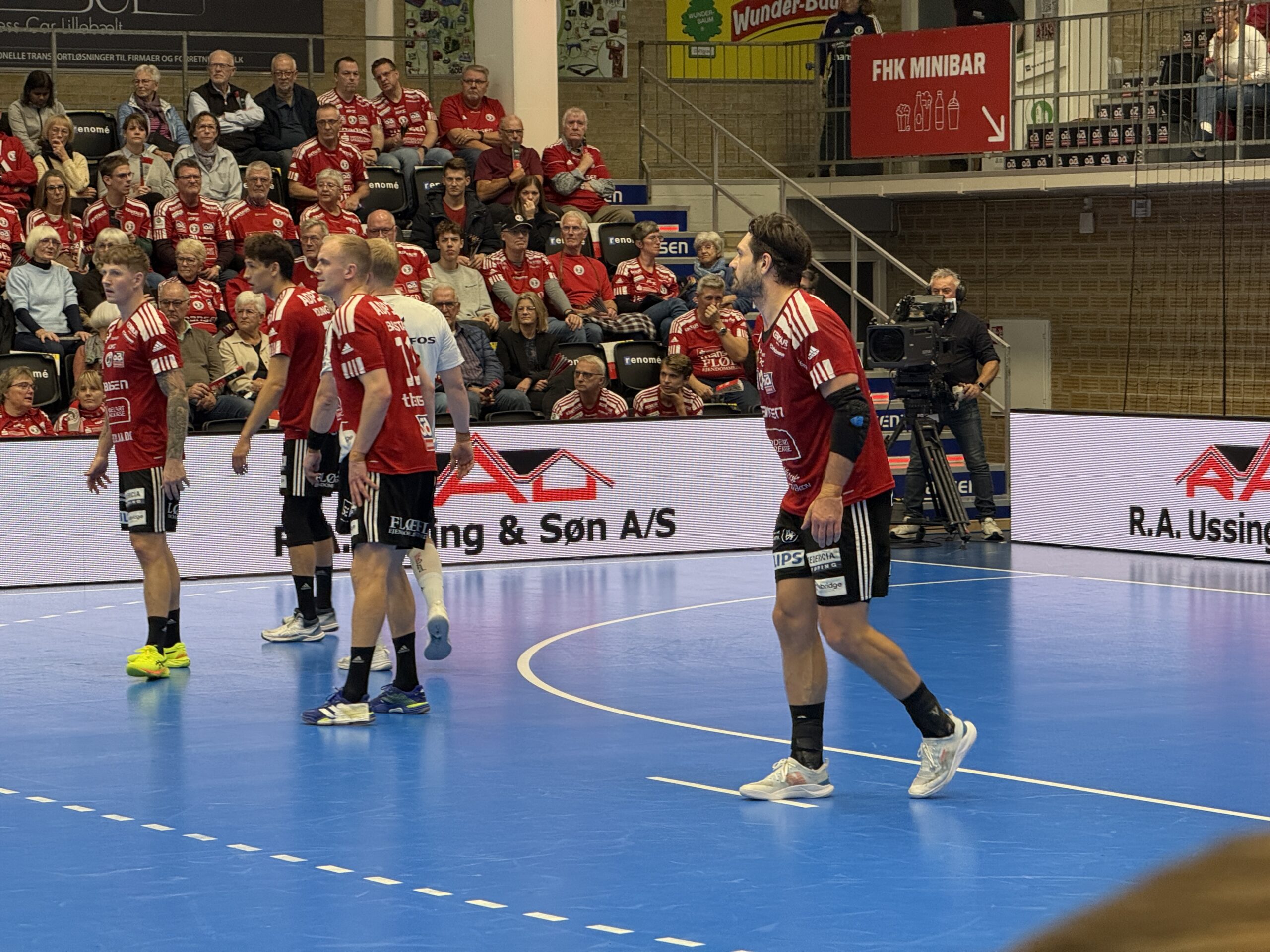 Verdensbedste klubhold venter FHK Verdensbedste klubhold venter FHK