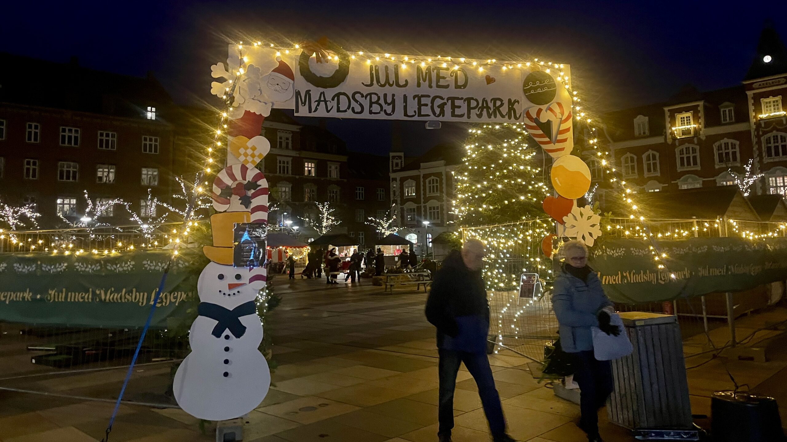 Madsbyparken skaber julehygge på Axeltorvet Madsbyparken skaber julehygge på Axeltorvet