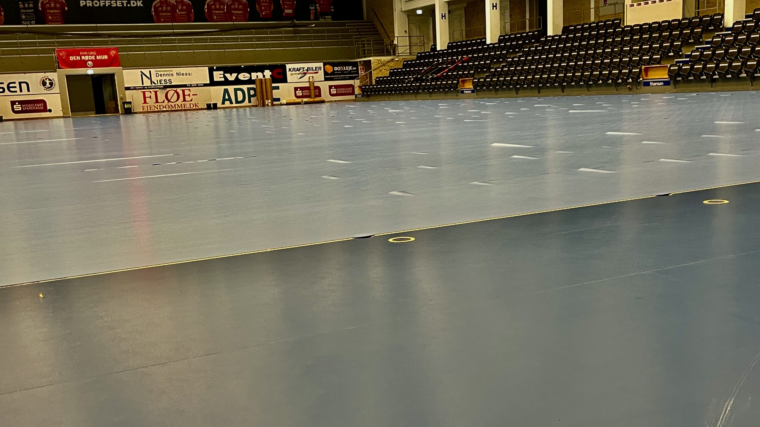 Arena gøres klar til europæiske kampe Arena gøres klar til europæiske kampe