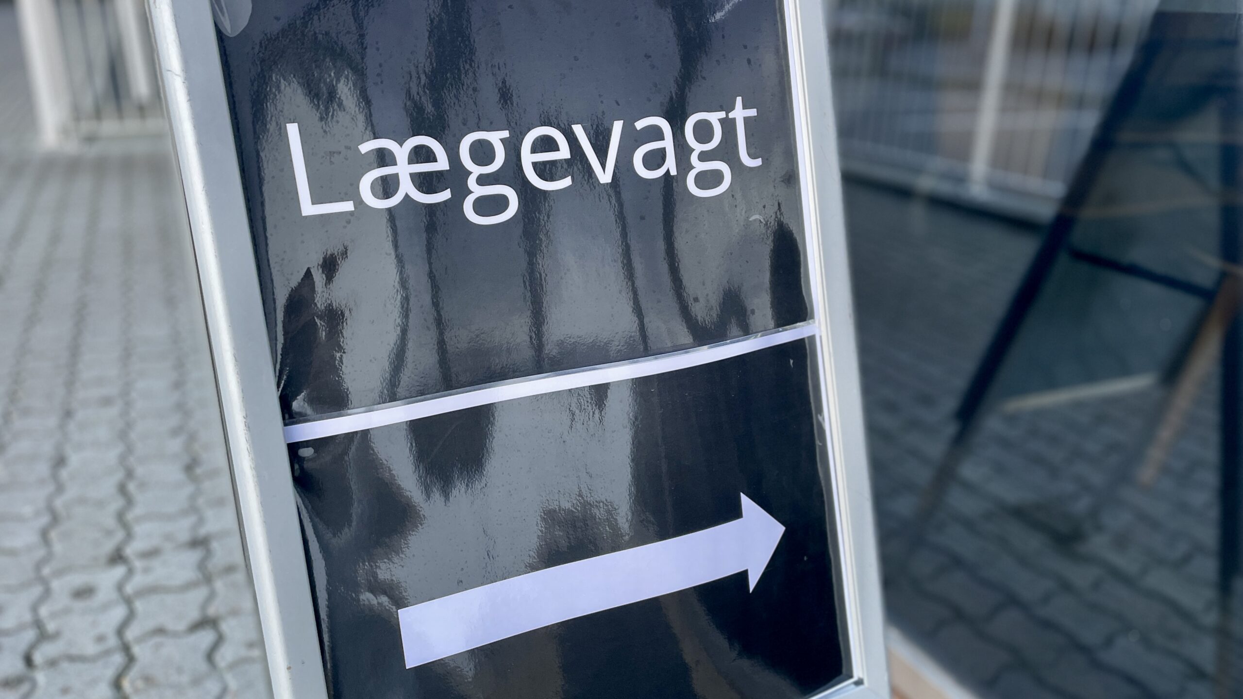 Kampagne skal mindske presset på lægevagten: »Tusind opkald kunne vente«