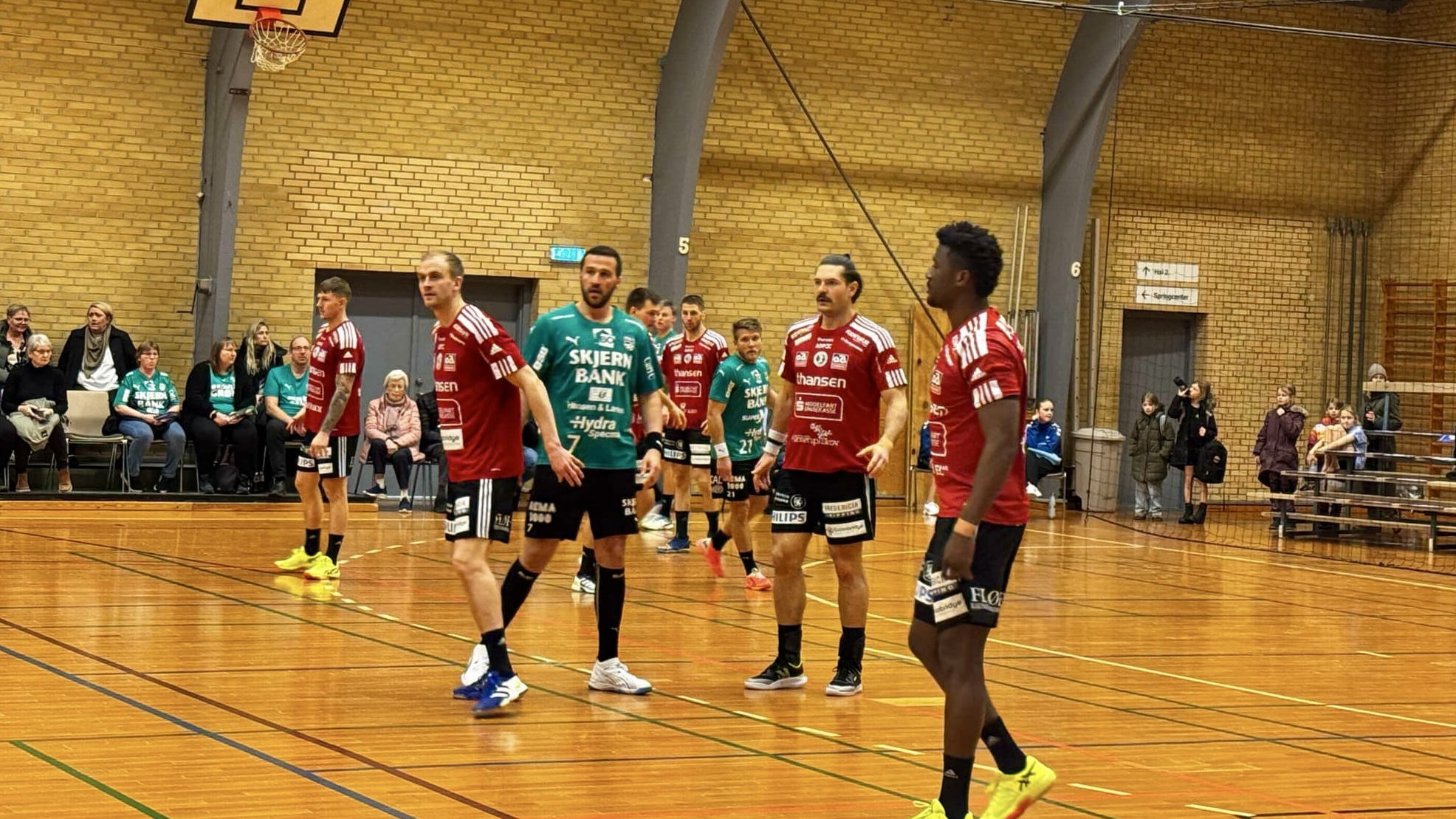 Uvished om fraværende FHK-spillere