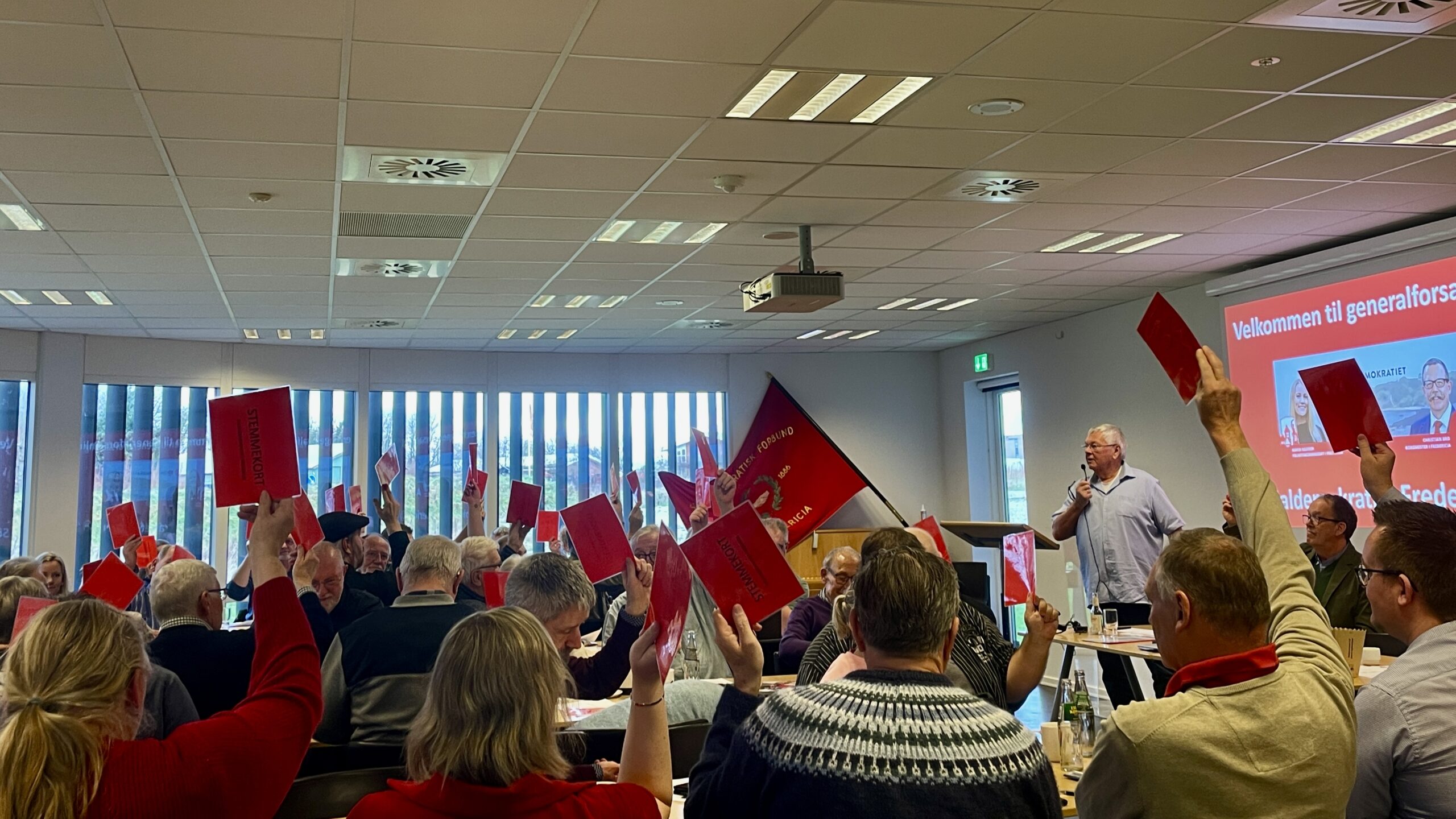 Kampvalg og politiske taler prægede Socialdemokratiets generalforsamling
