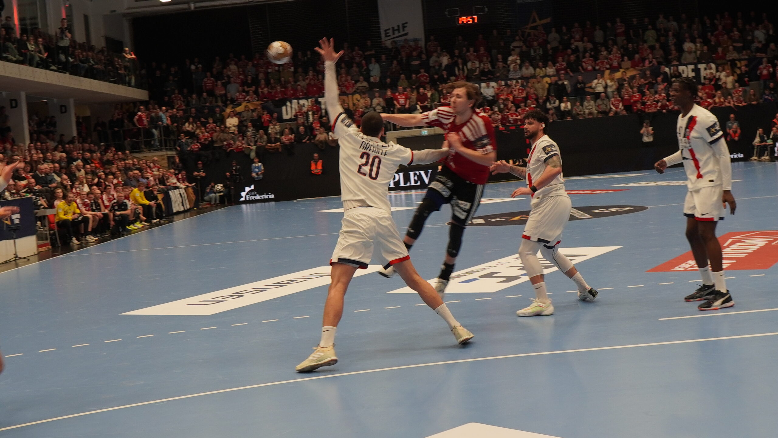 Live: Sidste Champions League-kamp for FHK