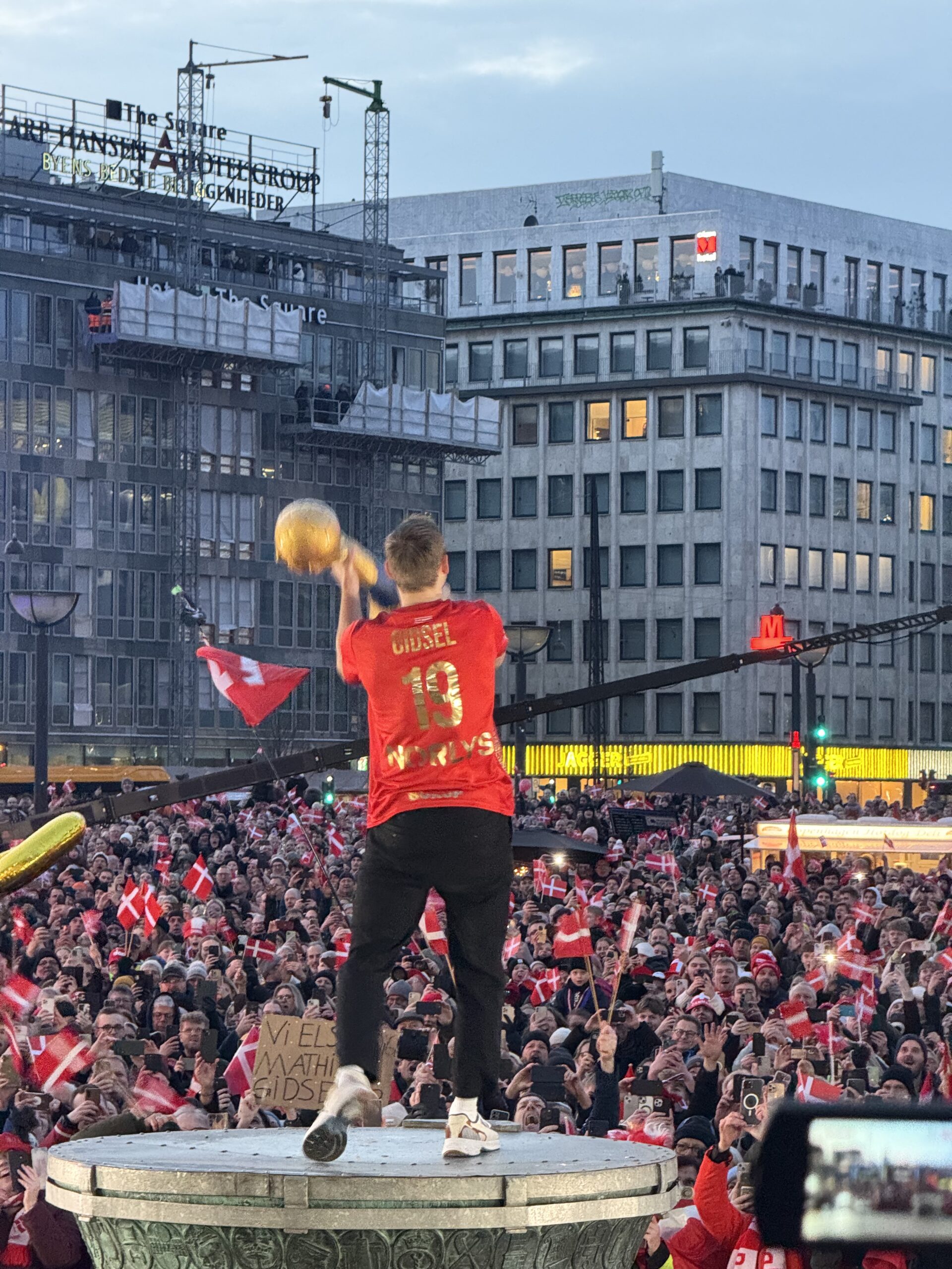 Dansk håndboldstjerne kåret som EM’s bedste Dansk håndboldstjerne kåret som EM’s bedste