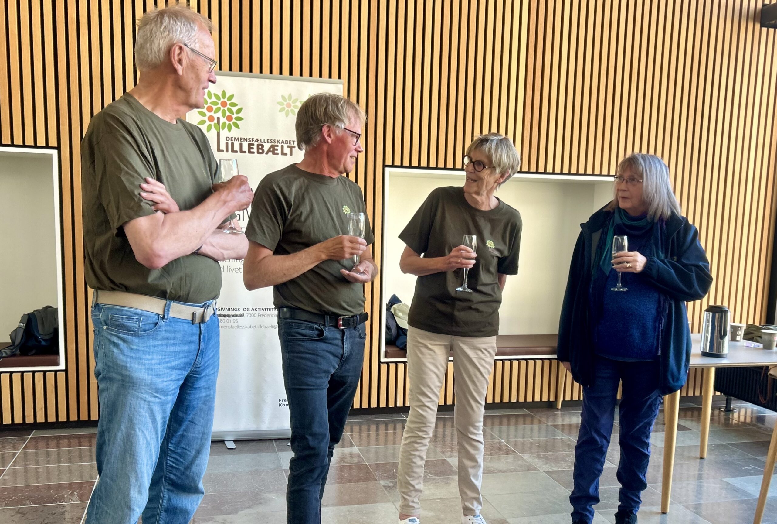 »En kæmpe julegave« Trinity giver demensfællesskabet frivillige kræfter, renovering og gratis julefrokost til over 80 deltagere