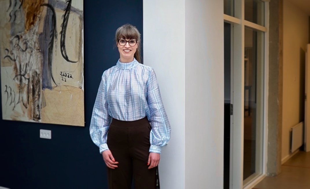 Vivi Lund Jacobsen nuancerer SOSU-fagets varme-hænder-image