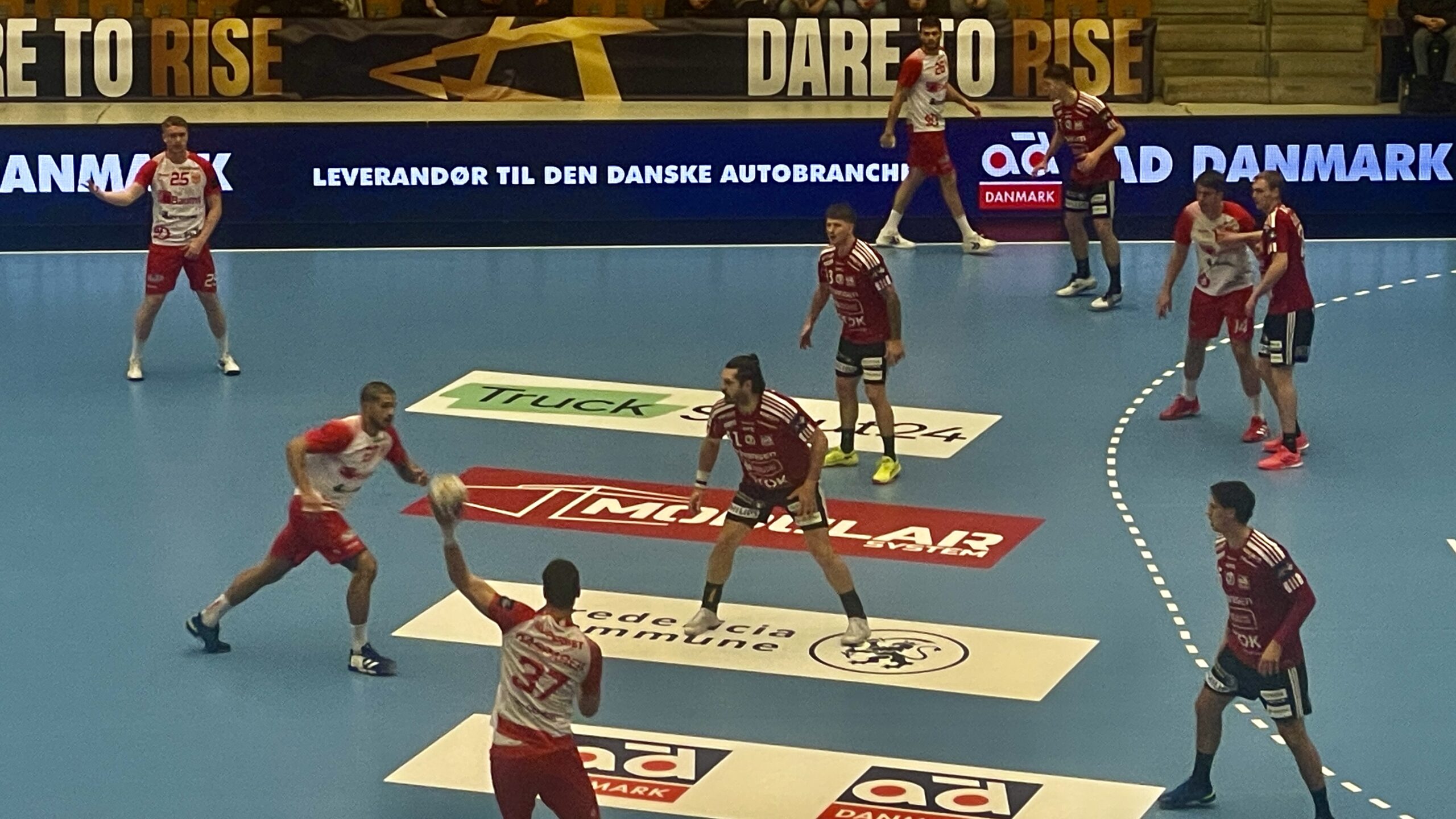 FHK afsluttede europæisk eventyr på hæderligt nederlag