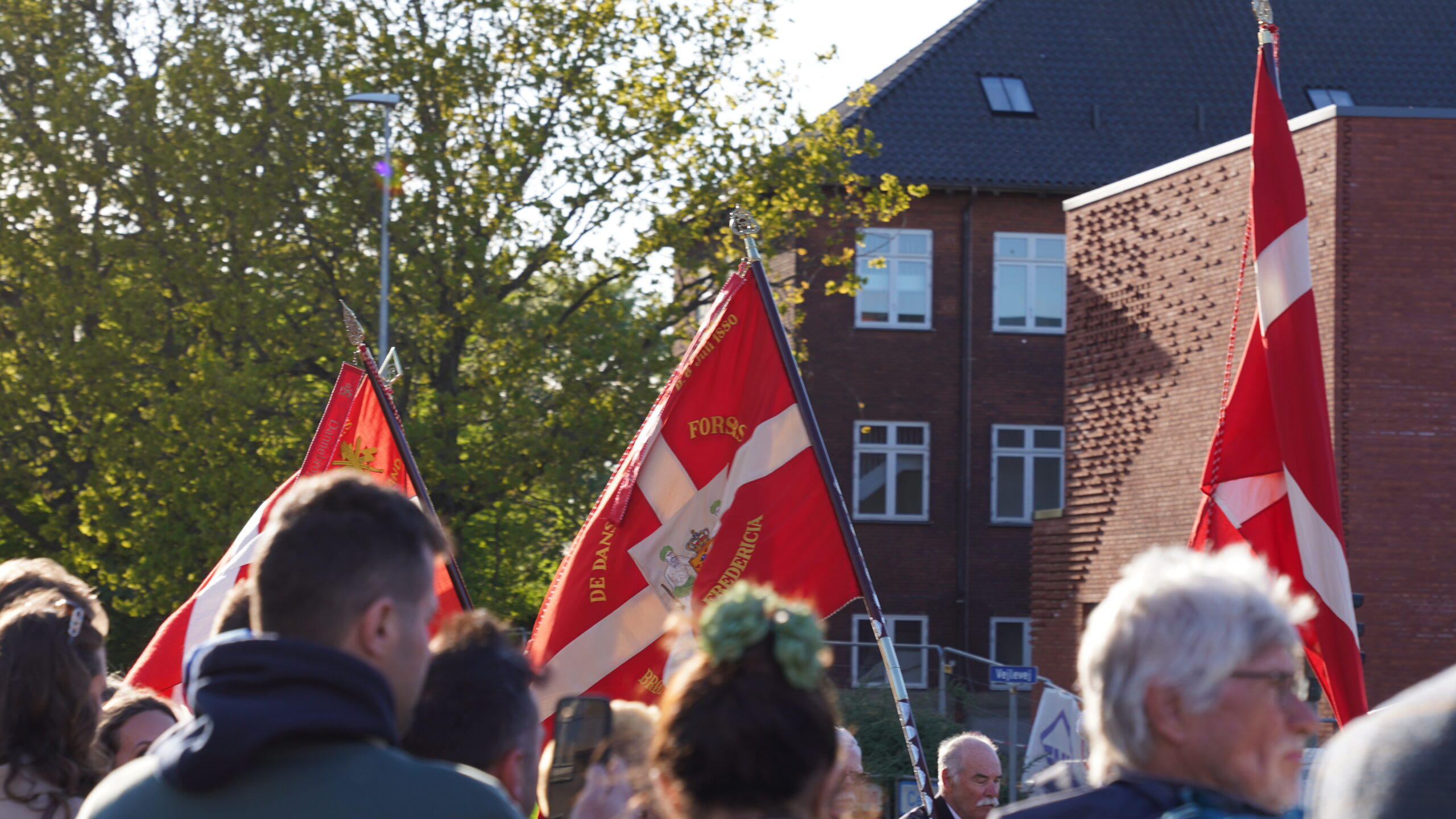 Mere diplomati, mindre propaganda