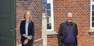 Billede af Pernelle Jensen og Erik Nielsen ifm. interview d. 08. maj 2025 på STATIONEN