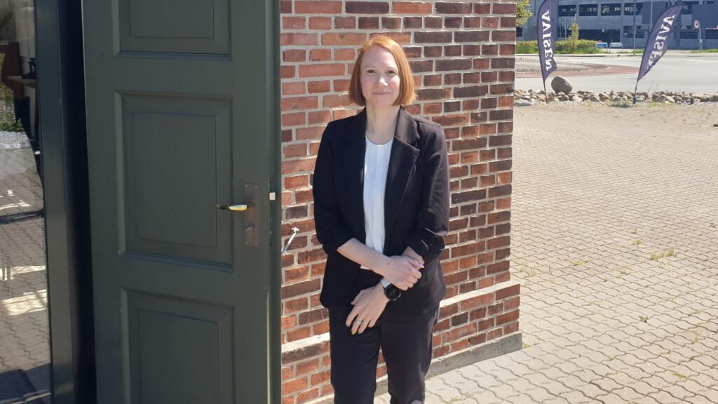 Billede af Pernelle Jensen ifm. Tv-interviews d. 08. maj 2025