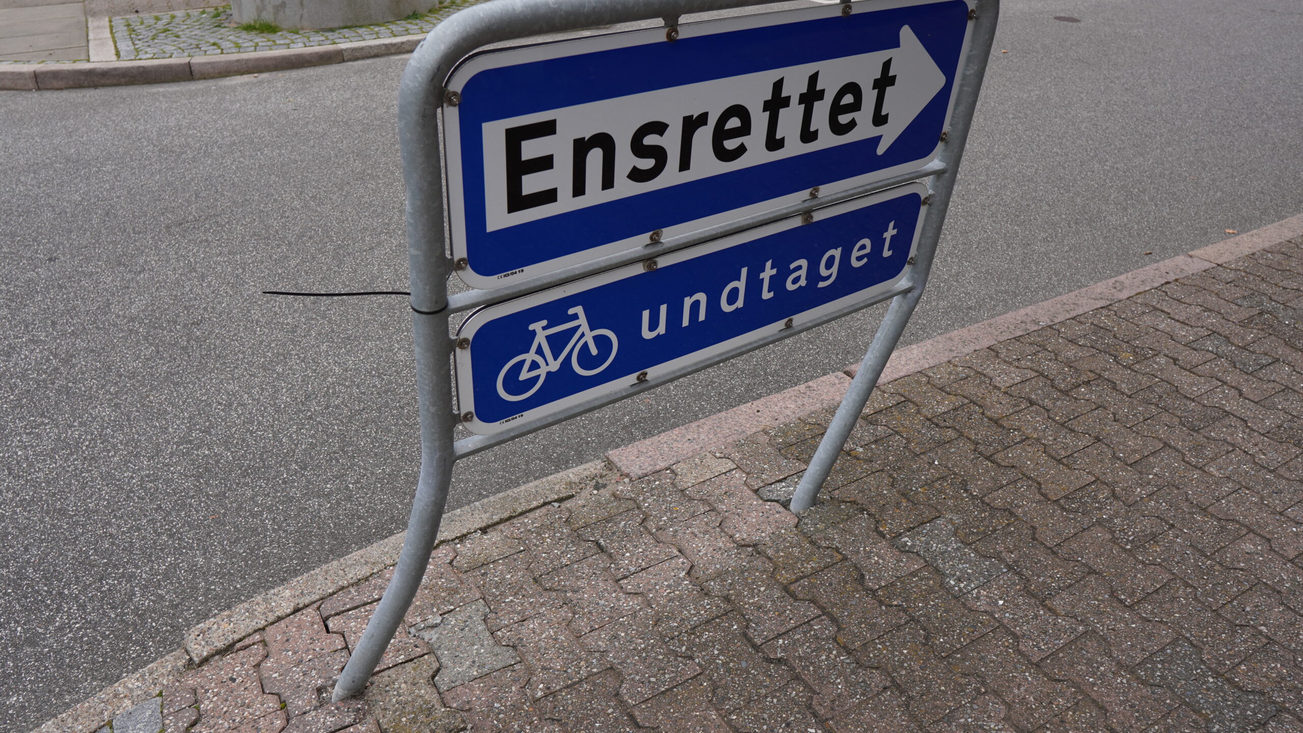 Bilist fra Taastrup overså ensretning og kolliderede med varebil på Sjællandsgade