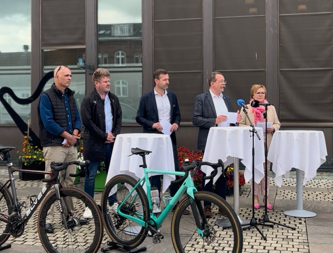 Fredericia op i højeste gear: PostNord Danmark Rundt træder an i fæstningsbyen Fredericia op i højeste gear: PostNord Danmark Rundt træder an i fæstningsbyen