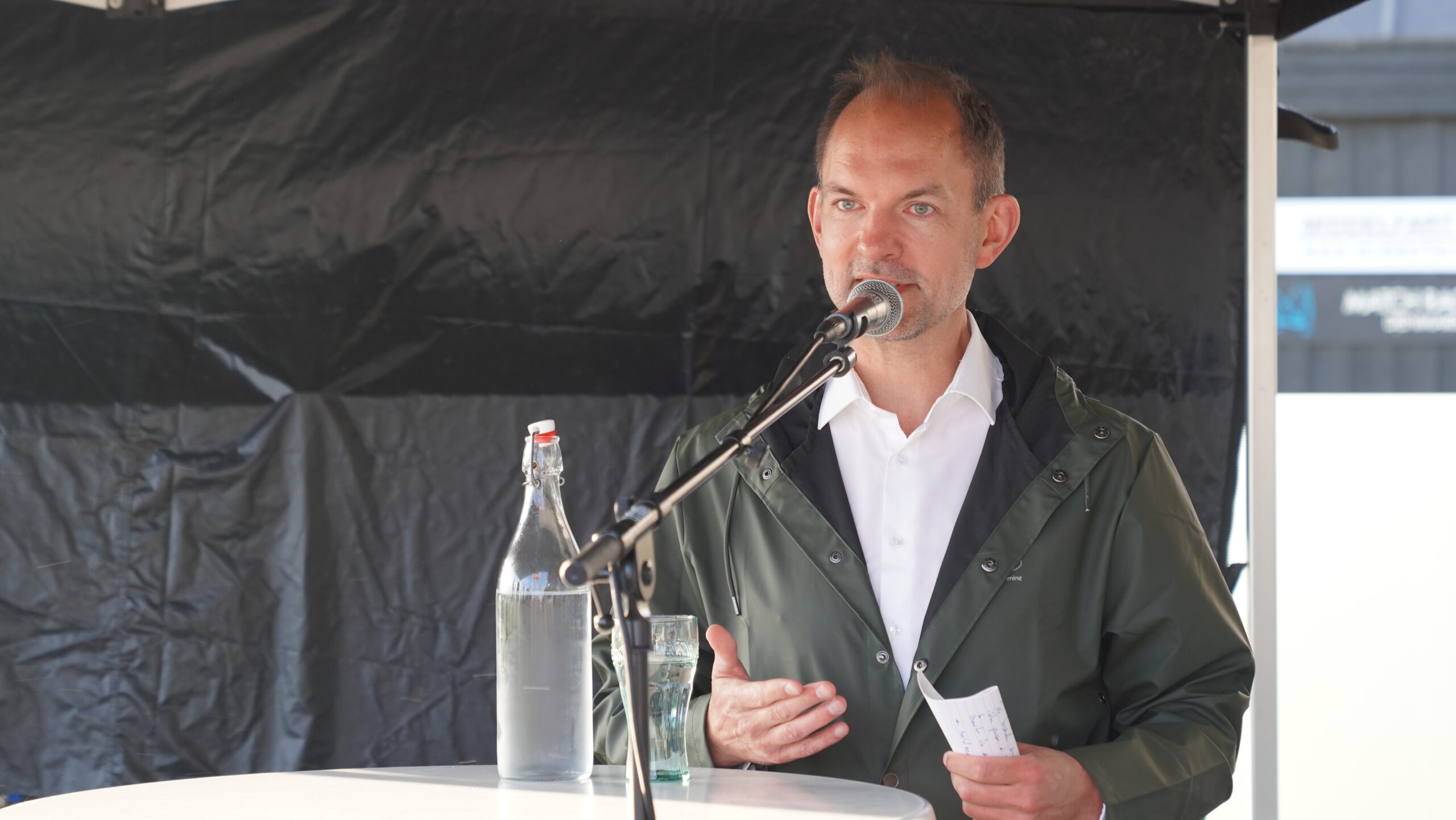 Midsommer med mening: Ministerens refleksioner ved Marsvinet i Middelfart