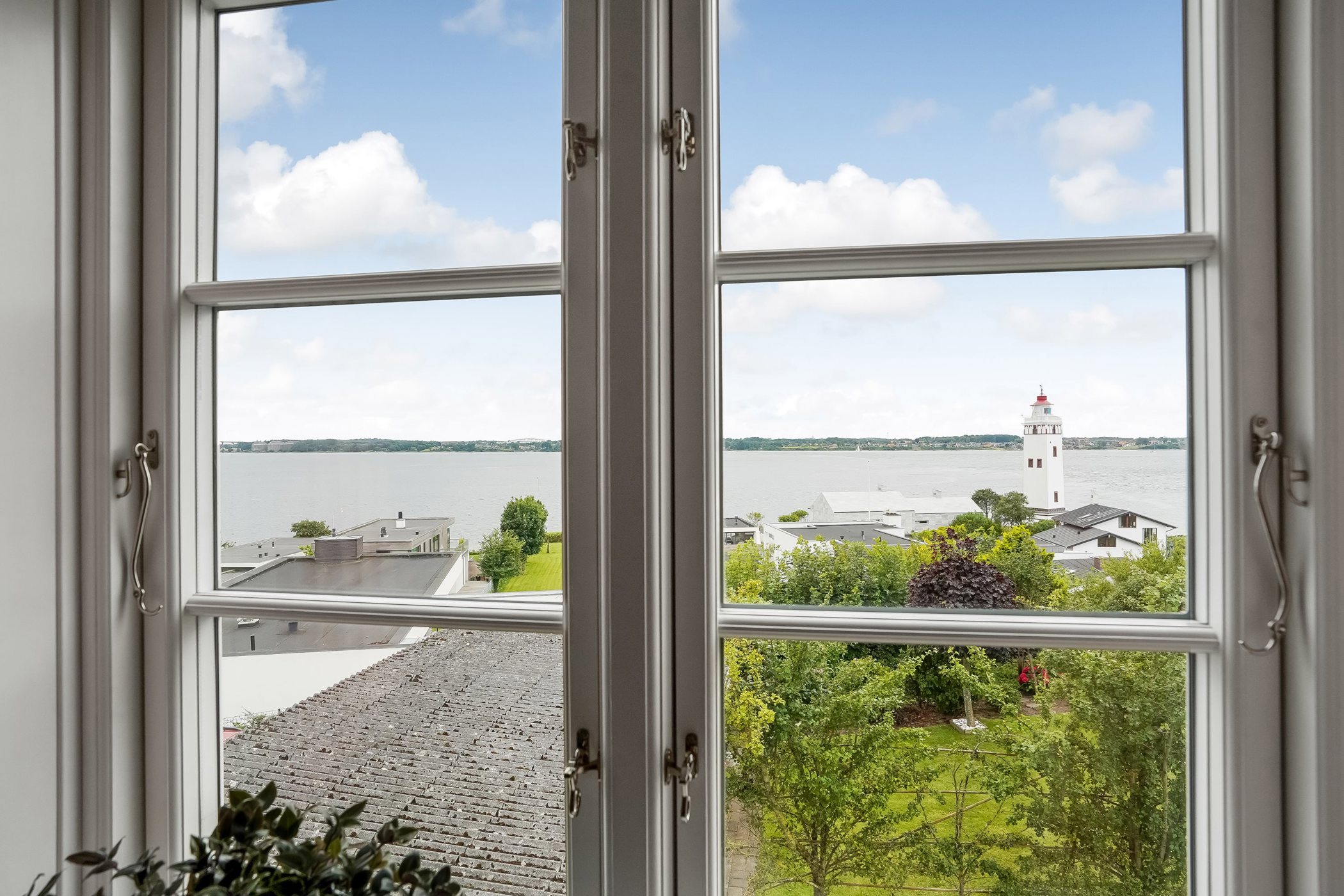 Ved havet, hvor tiden står stille Ved havet, hvor tiden står stille