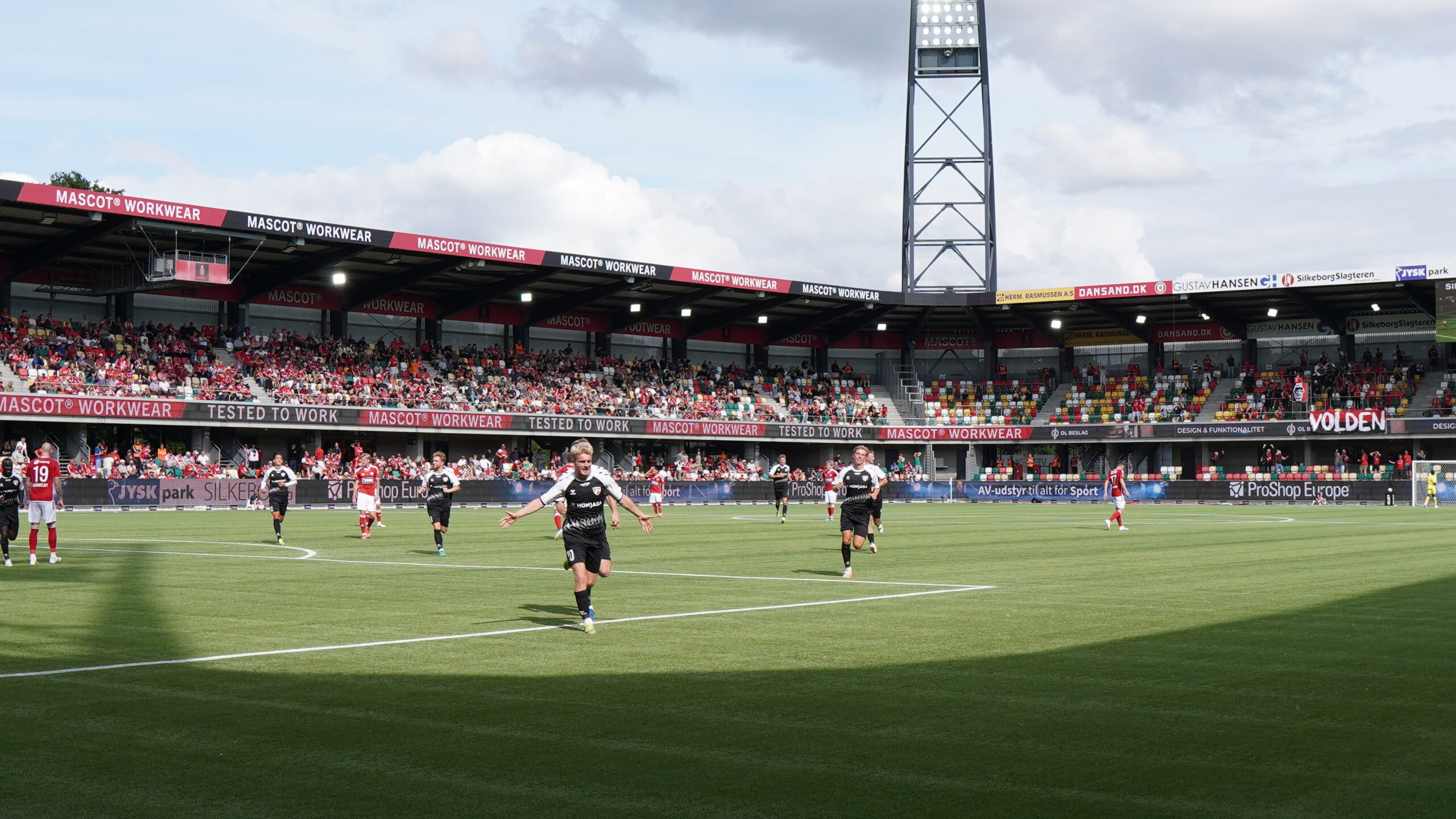 LIVE: FC Fredericia jagter nye point i Aarhus mod AGF