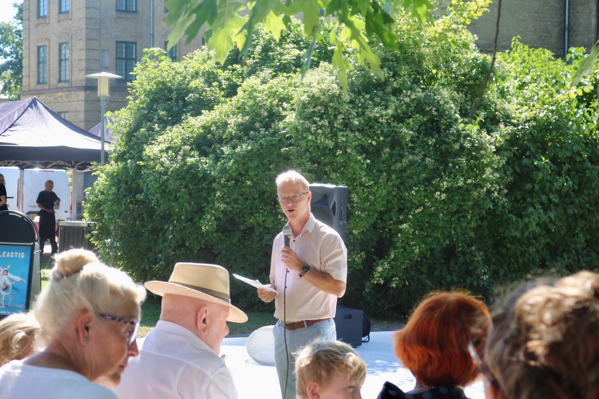 Når kunsten åbner dørene til fællesskab og samtale