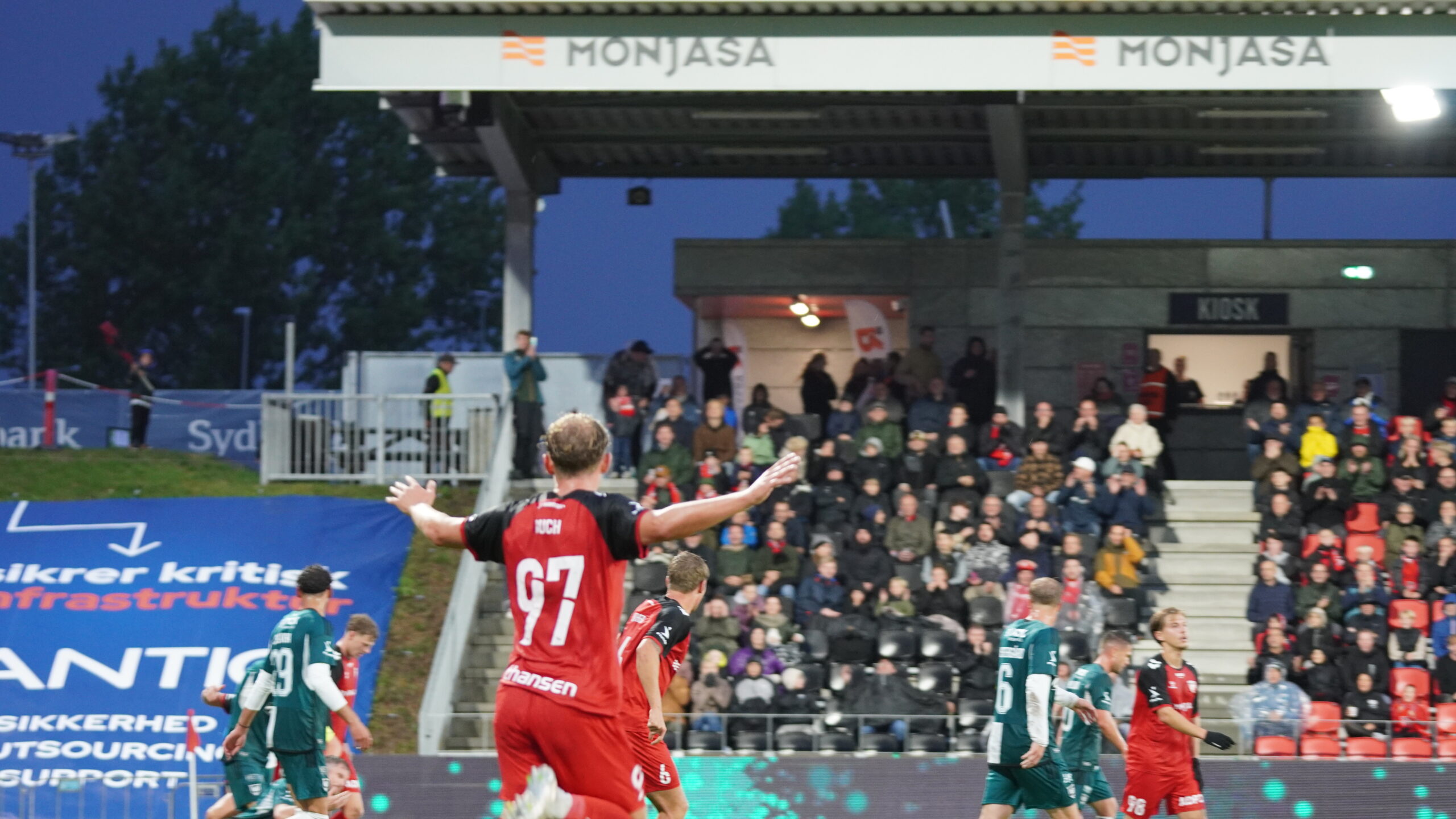 Magien rammer Monjasa Park – Brøndby jagter point, Fredericia jagter drømmen