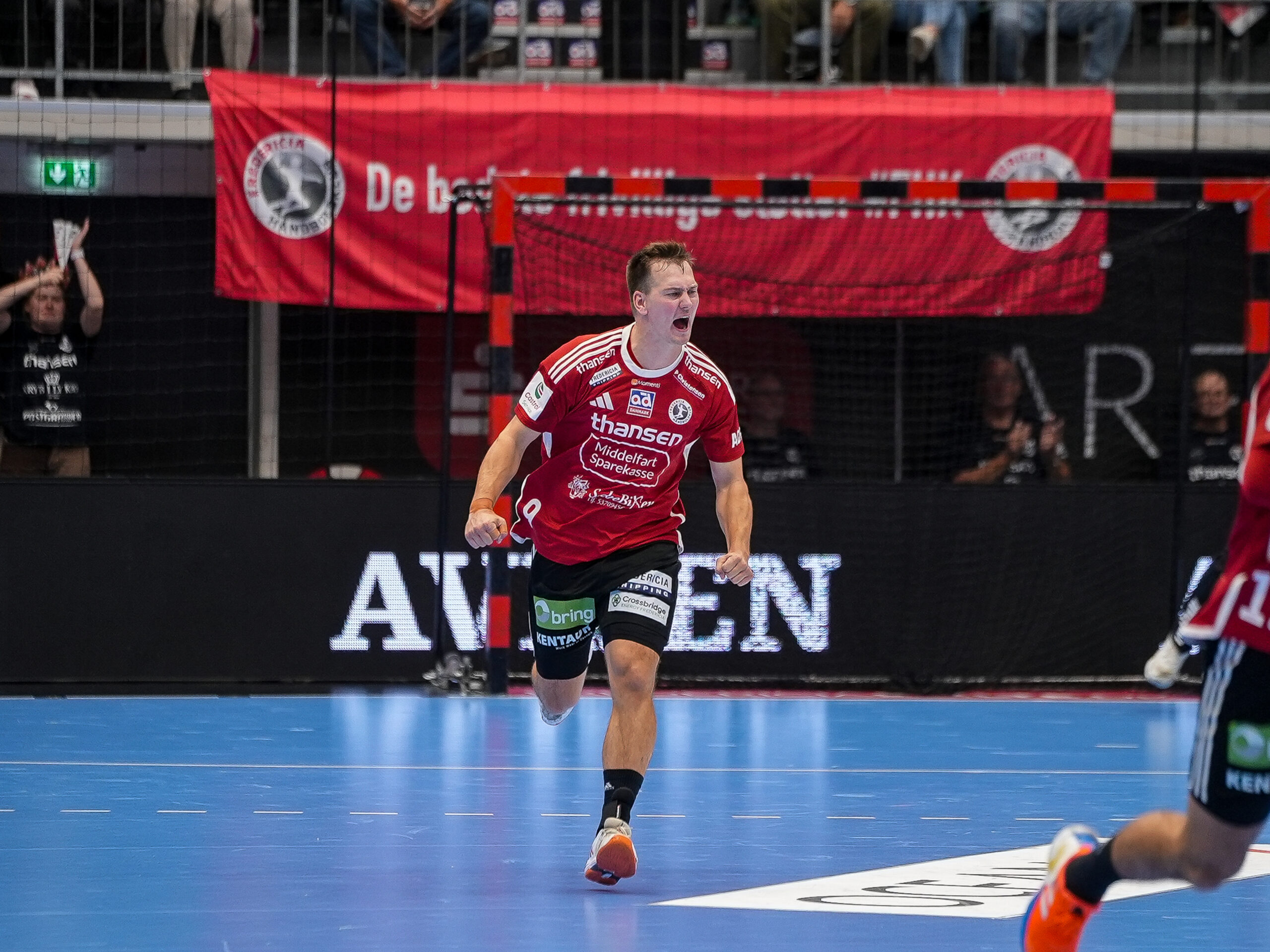 Nikolaj Jacobsen har bruttotruppen klar til EM – FHK-profilen Martin Bisgaard er med blandt de 35 udvalgte