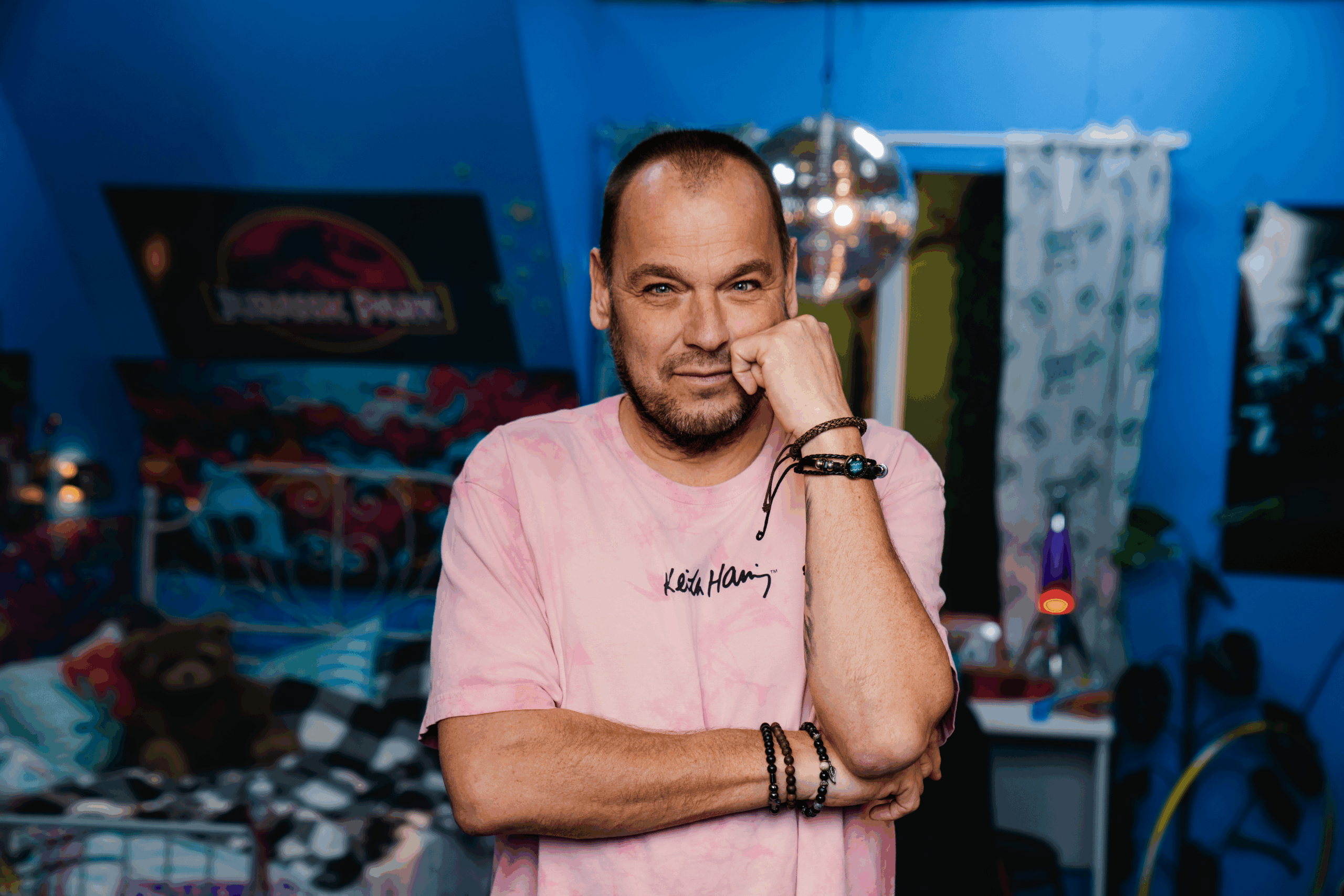 What is Love – Chief 1’s 90’er-liv bliver til musical