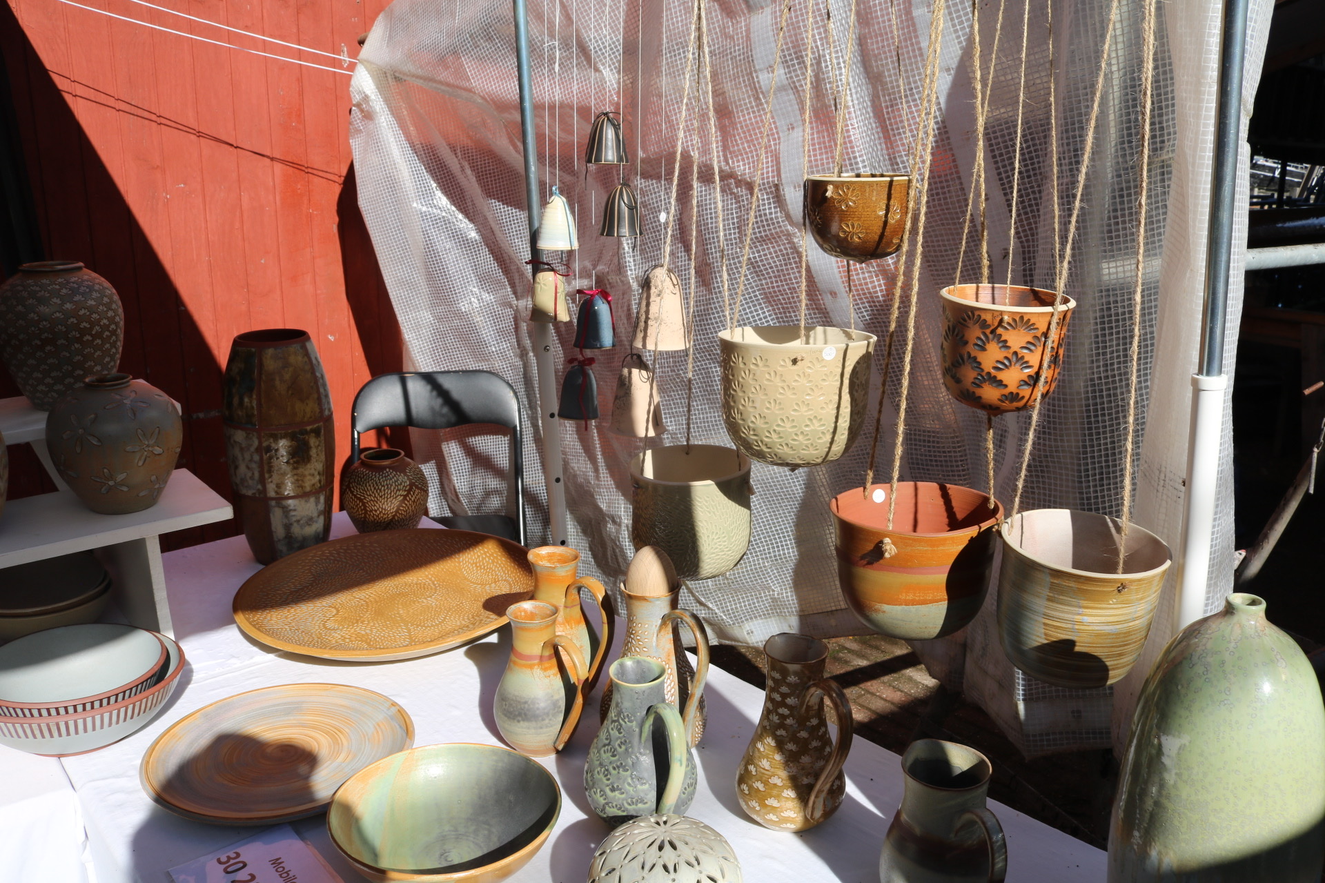 Keramikken trak folk til Gl. Havn – marked med både brugskunst og unika