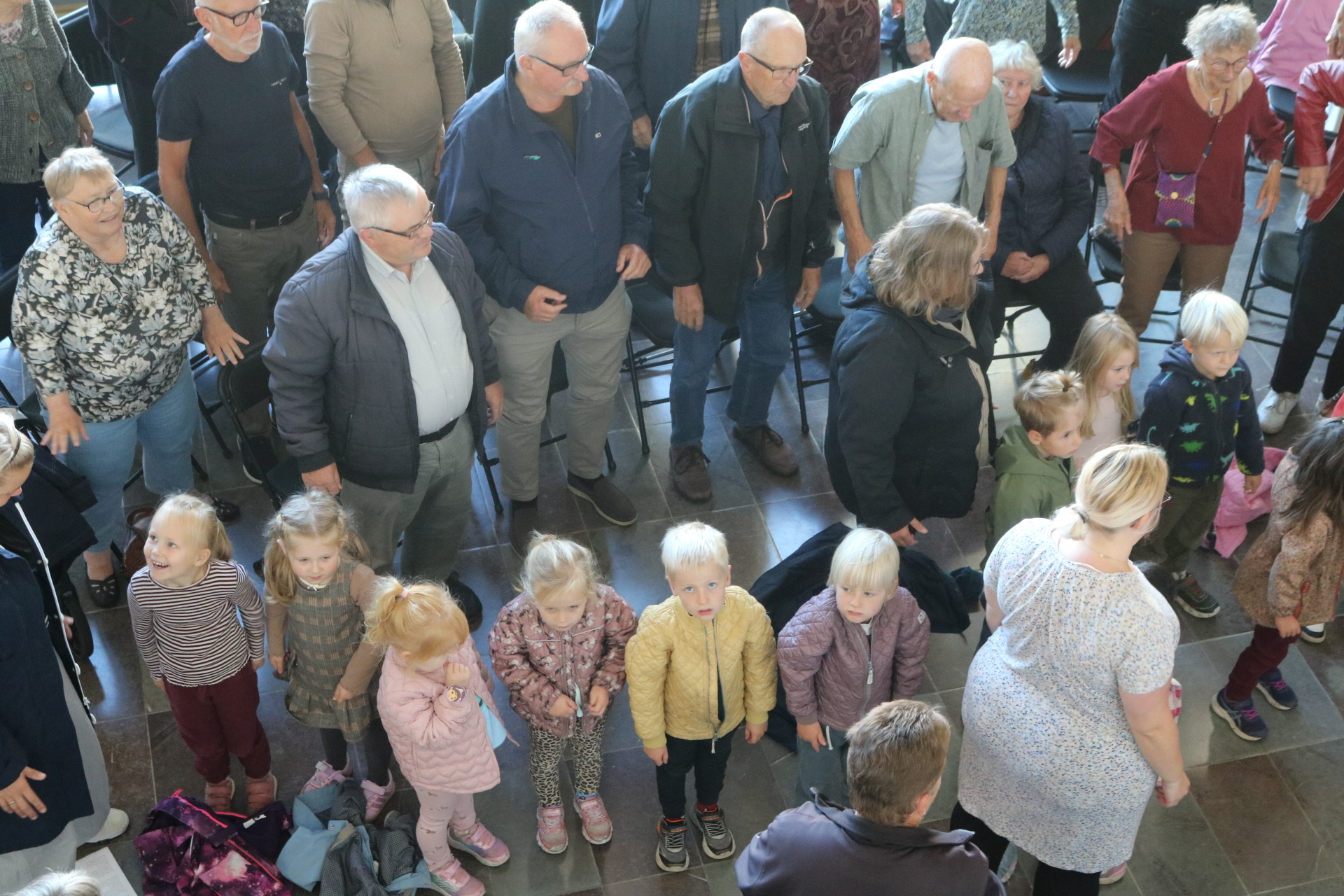 Fællessang giver energi, glæde og samhørighed i Sundhedshuset